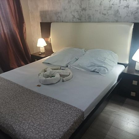 Centrul Vechi Apartment Braila Exterior photo