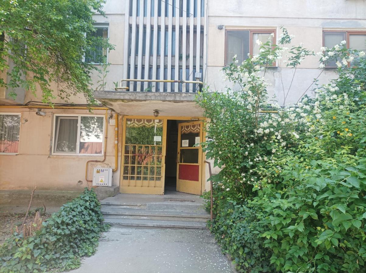 Centrul Vechi Apartment Braila Exterior photo